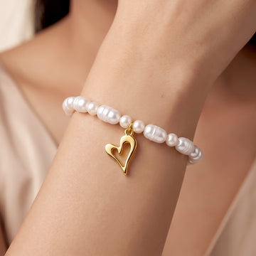 PRAO Bracelet Anti-Tarnish Baroque Pearl Heart (Adjustable Size)