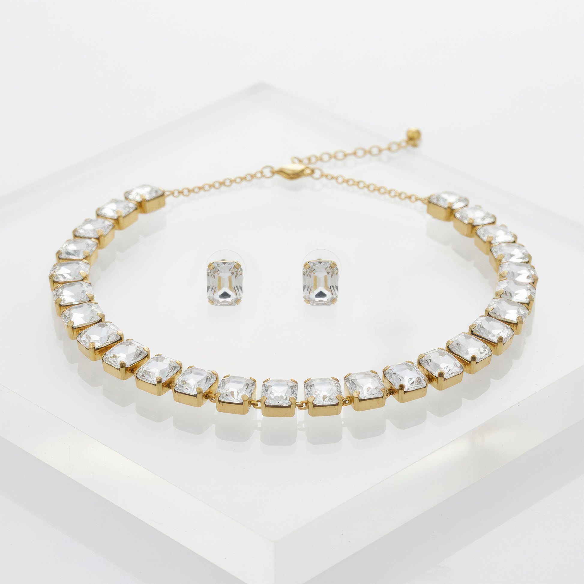 PRAO Anti-Tarnish Single-Line Crystal Necklace Set with Earrings