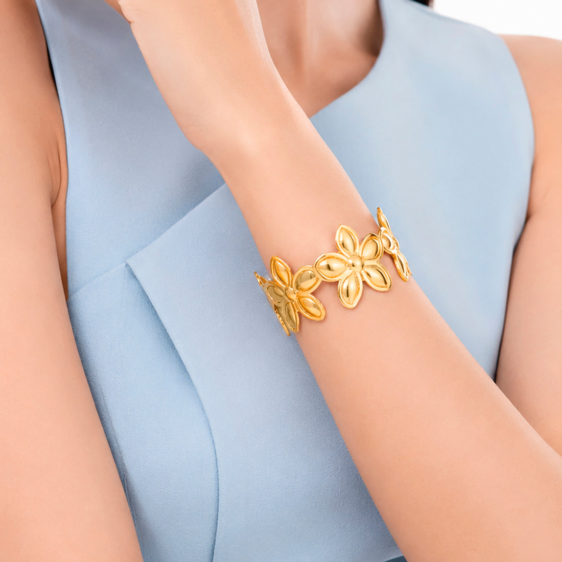 PRAO Bracelet Anti-Tarnish Floral Pattern Cuff (Adjustable Size)