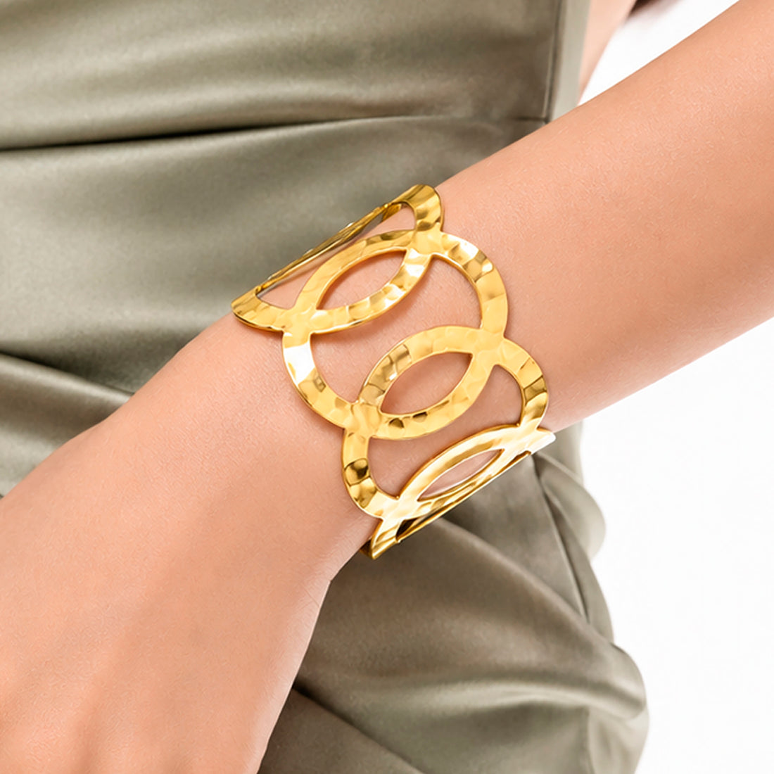 PRAO Bracelet Anti-Tarnish Hammered Oval Link Cuff (Adjustable Size)