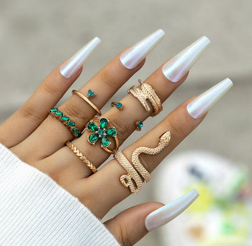 7 Anti-Tarnish Golden Snake & Emerald Rings✨