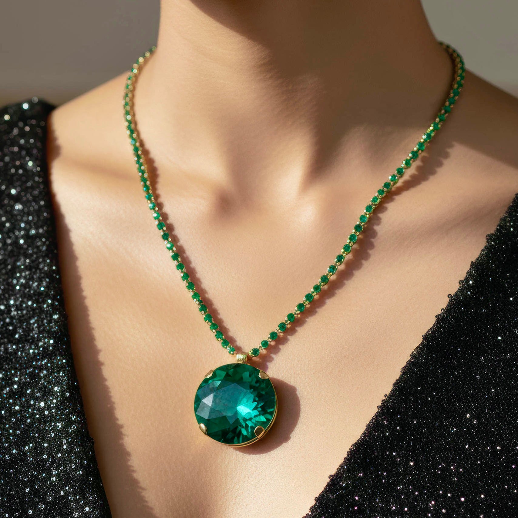 PRAO Anti-Tarnish Emerald Crystal Necklace Set with Earrings