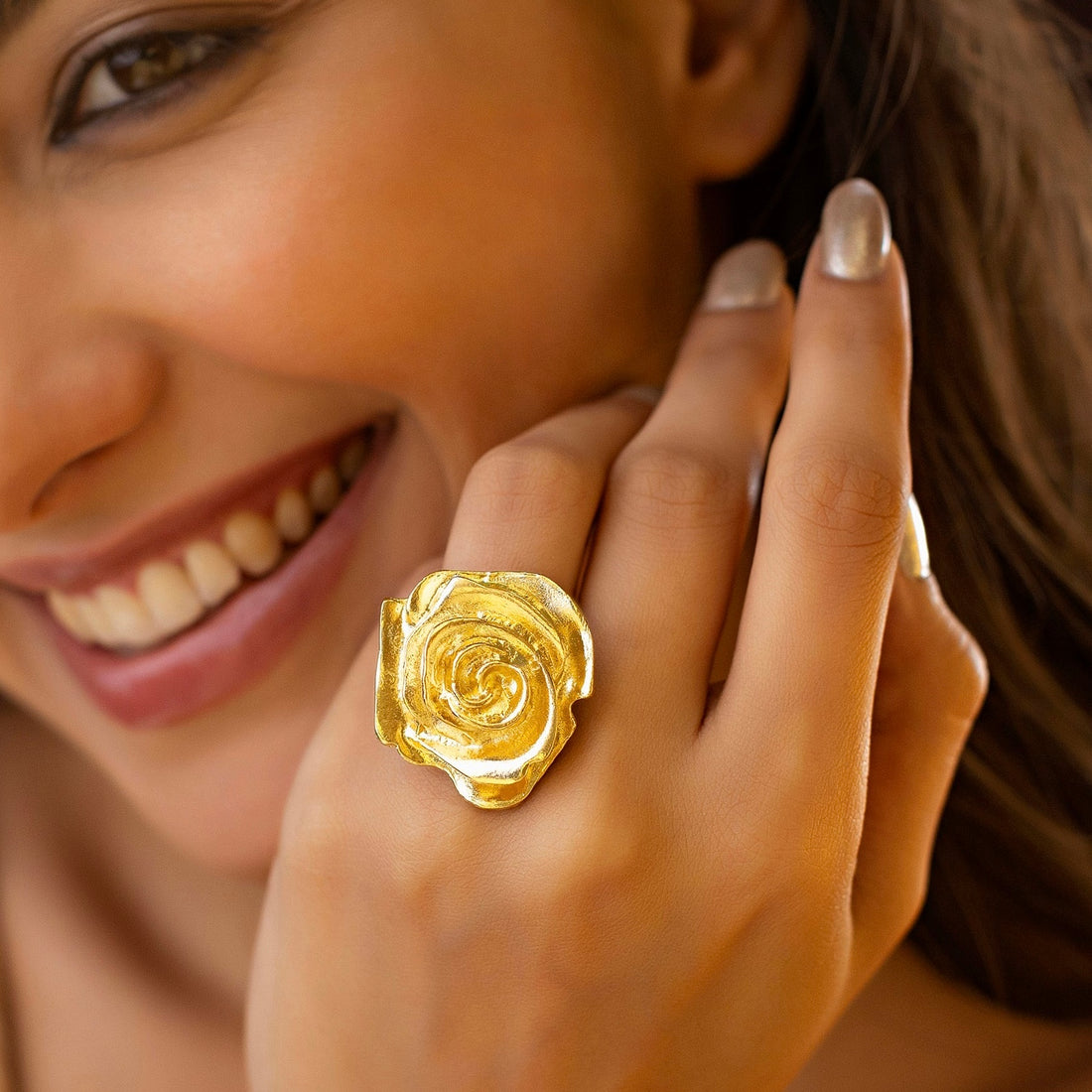 🎁Super Saver Pack of Anti-Tarnish Golden Rose Necklace Set With Earrings, Bracelet & Ring (Adjustable Size)