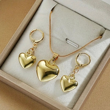 PRAO Anti-Tarnish Golden Heart Necklace Set With Earrings✨