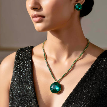 PRAO Anti-Tarnish Emerald Crystal Necklace Set with Earrings