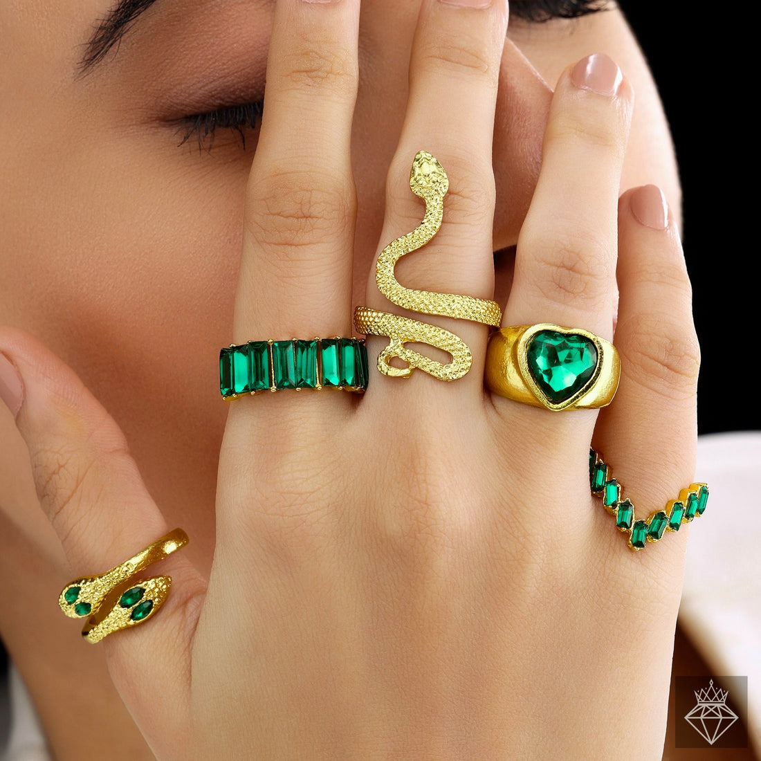 5 Anti-Tarnish Golden Snake & Emerald Rings✨