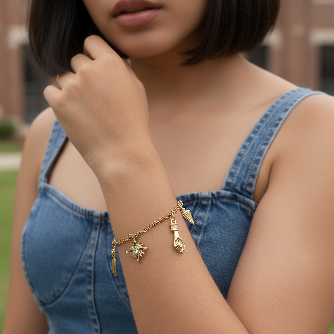 PRAO Anti-Tarnish Assorted Shell & Charm Bracelet (Adjustable Size)