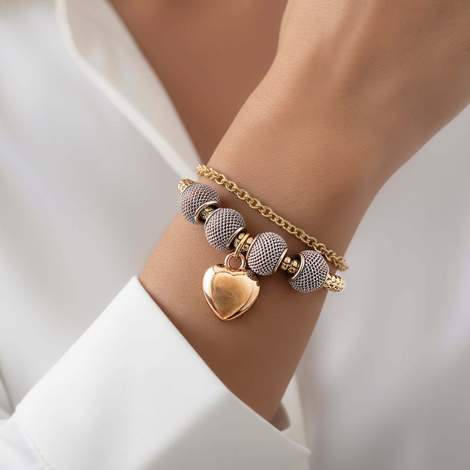 PRAO Anti-Tarnish Tri-Tone Puffy Heart Charm Bracelet (Adjustable Size)