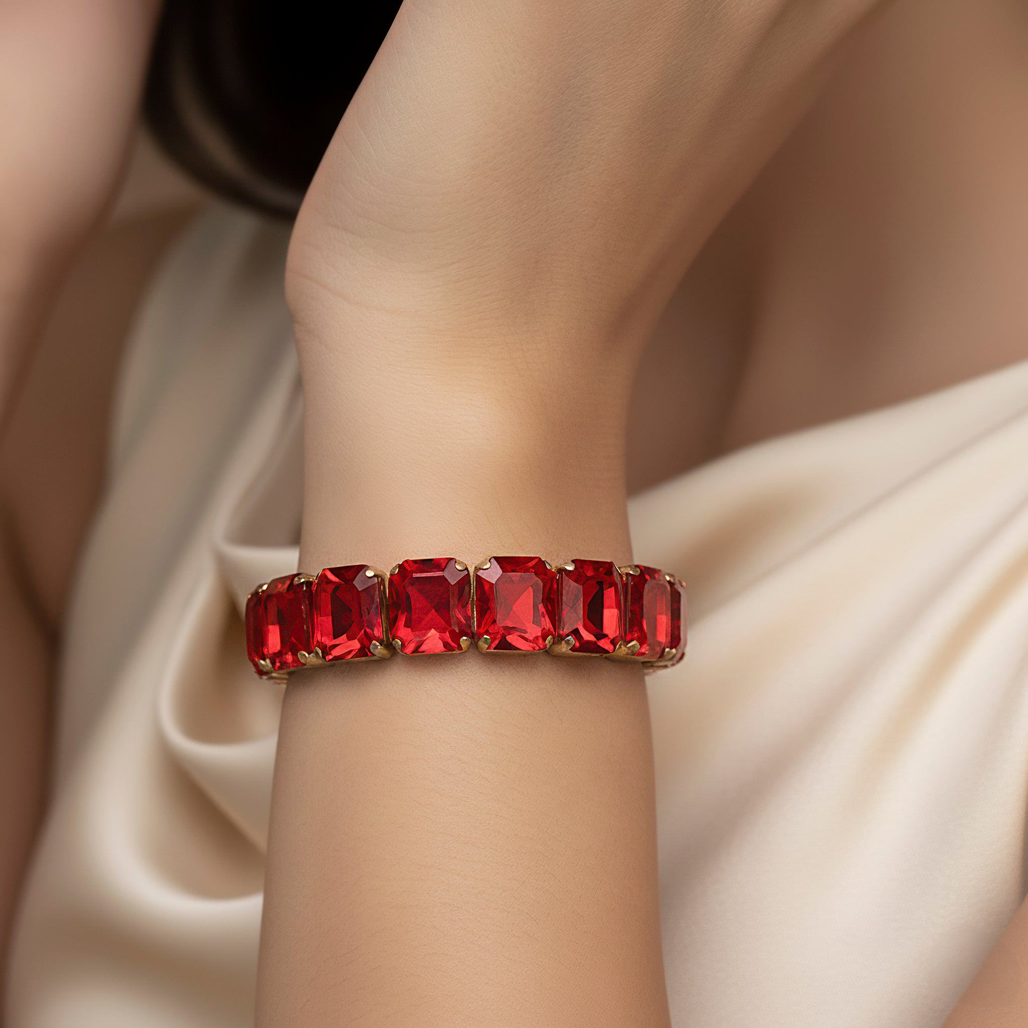 PRAO Bracelet Anti-Tarnish Ruby Red Crystal (Adjustable Size)