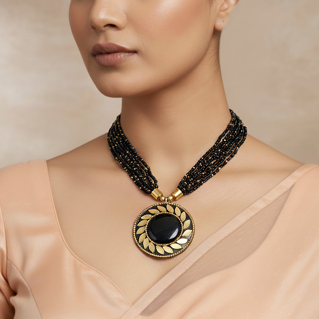 PRAO Antique Charm Pendant Necklace In Black