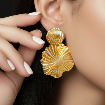 PRAO Anti-Tarnish Conch Shell Dangles with Round Tops