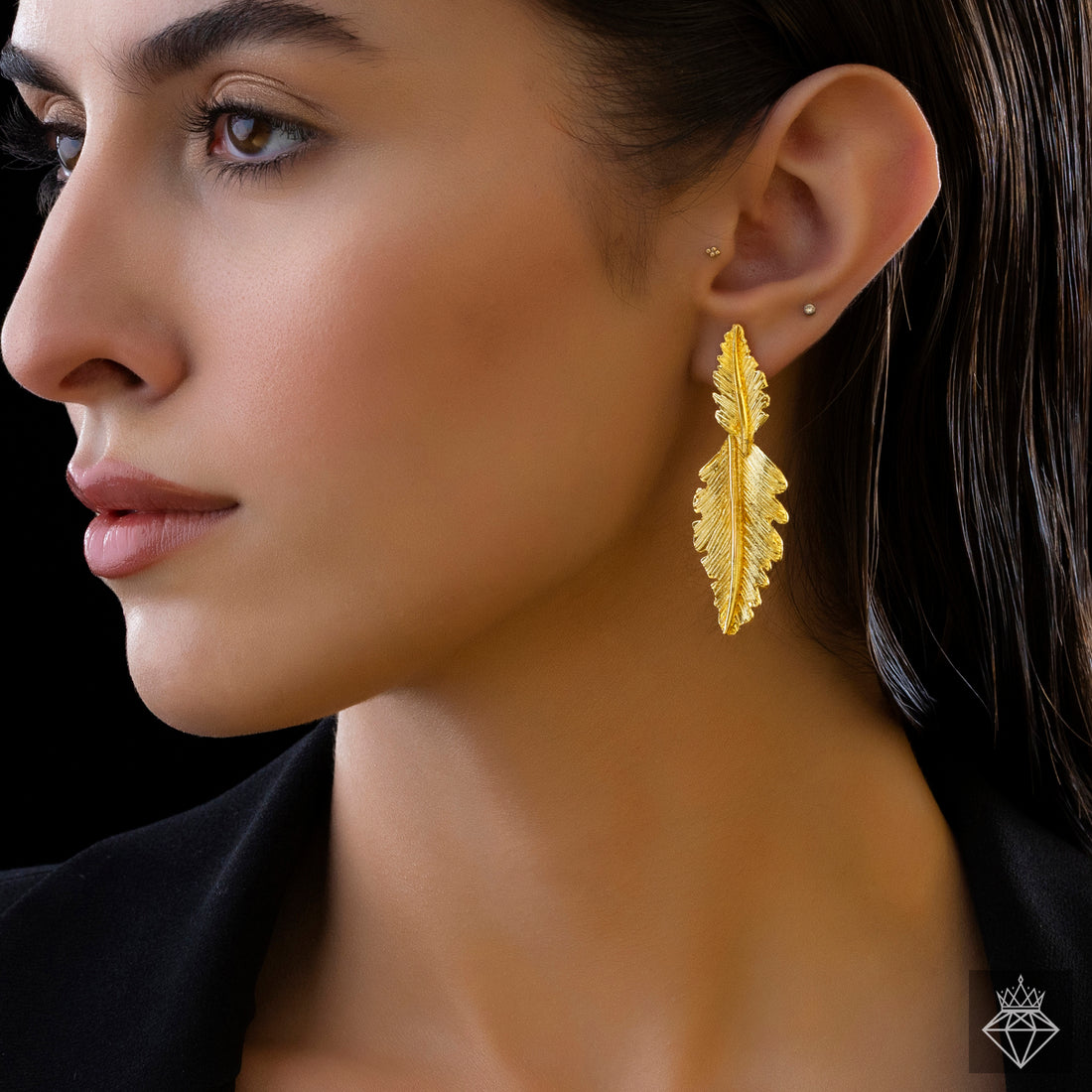 PRAO Anti-Tarnish Leafy Dangler Earrings