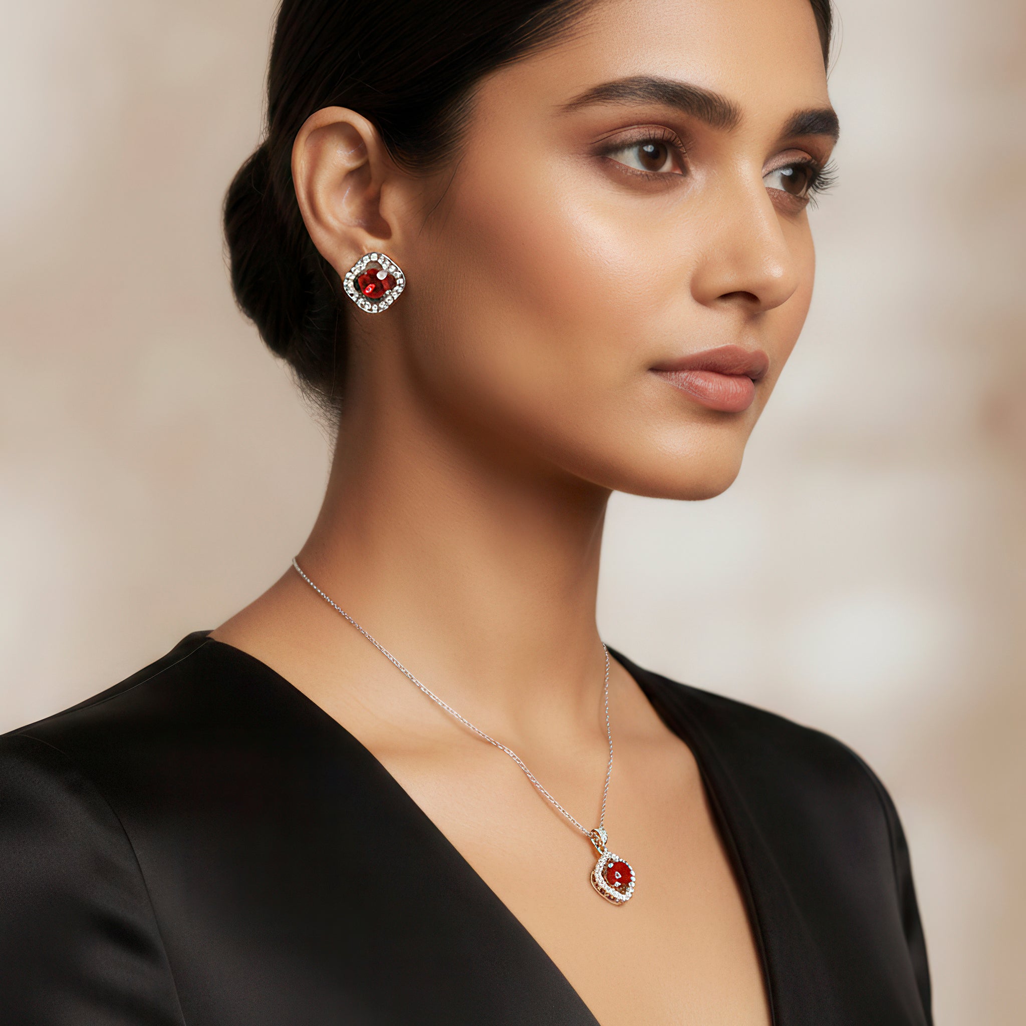 PRAO Anti-Tarnish Evergreen Pearl Studded Necklace Set With Earrings