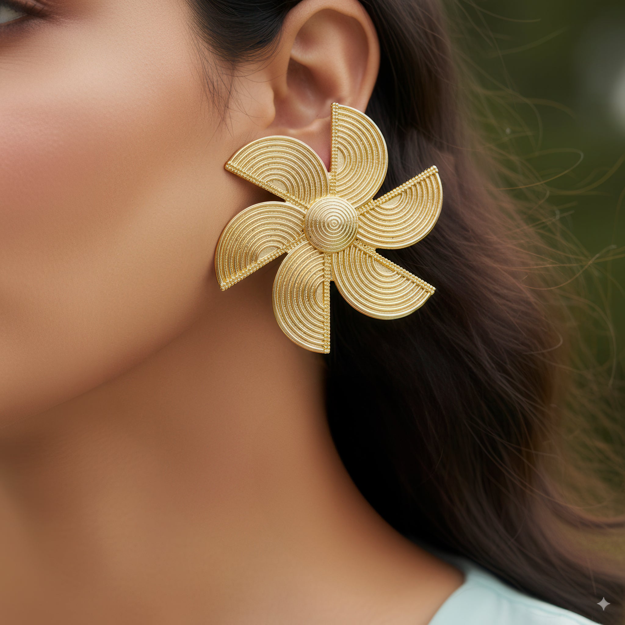 PRAO Anti-Tarnish Fan Shape Studs