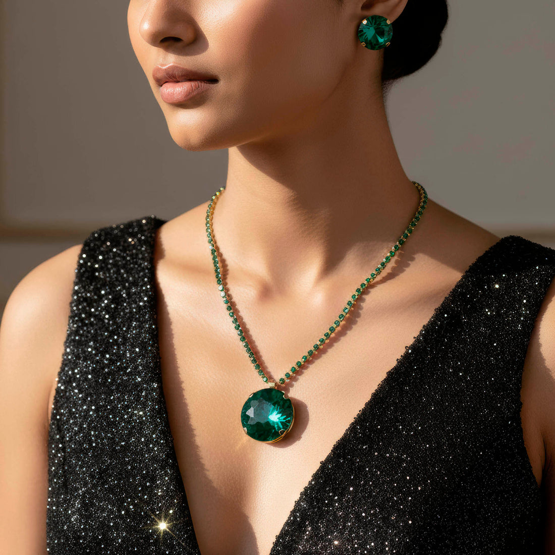 PRAO Anti-Tarnish Round Crystal Pendant Necklace Set with Earrings