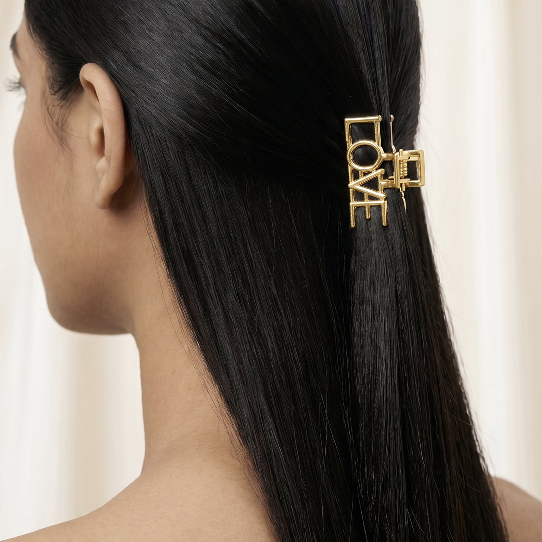 Prao Hair Claw Clip Anti-Tarnish Love Word