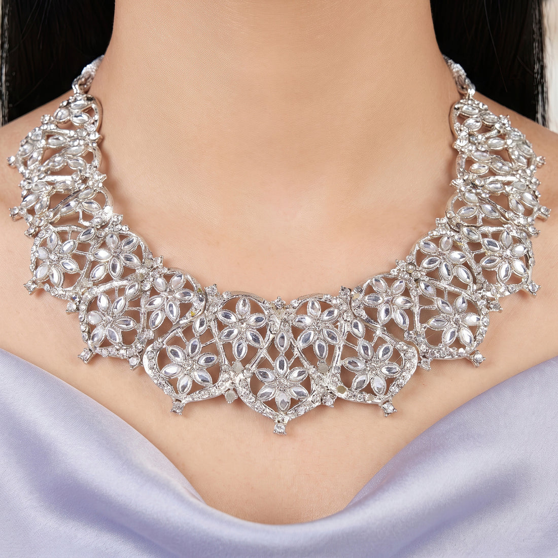 PRAO Necklace Anti-Tarnish Crystal Choker Set With Maang Tika