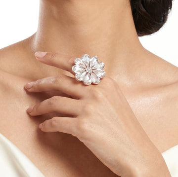 PRAO Ring Anti-Tarnish Clear Floral Crystal (Adjustable Size)