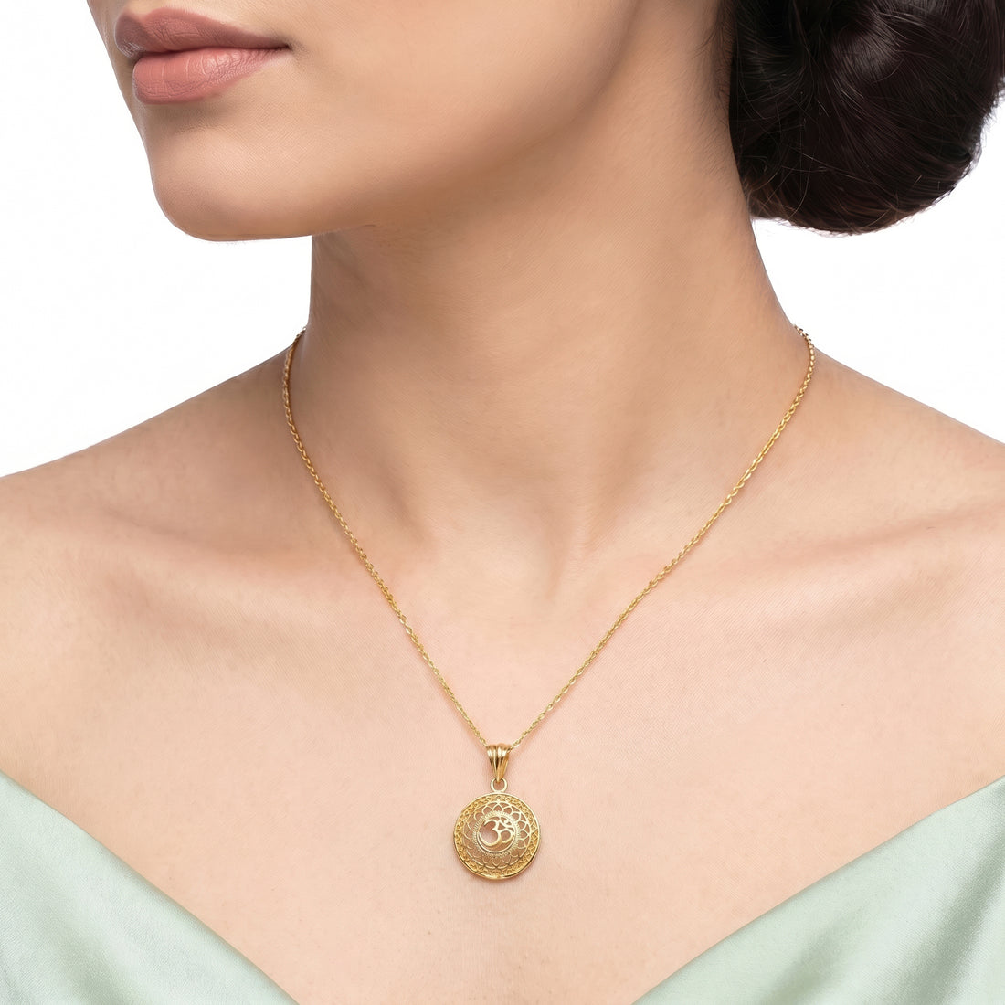 PRAO Necklace Anti-Tarnish Lotus OM Pendant