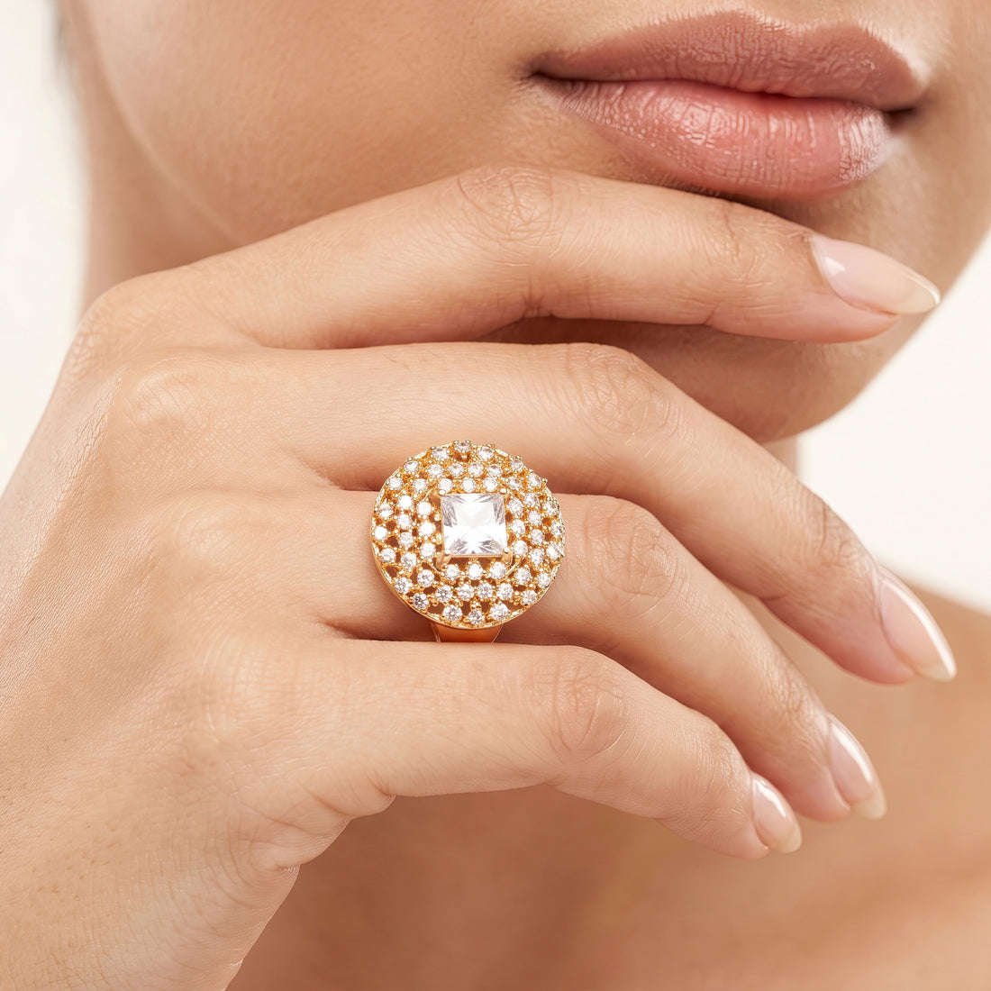 PRAO Ring Anti-Tarnish Princess Crystal (Adjustable Size)