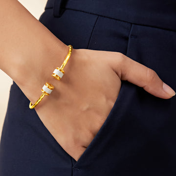 PRAO Bracelet Anti-Tarnish Gold Plated Hammered Open Cuff (Adjustable Size)