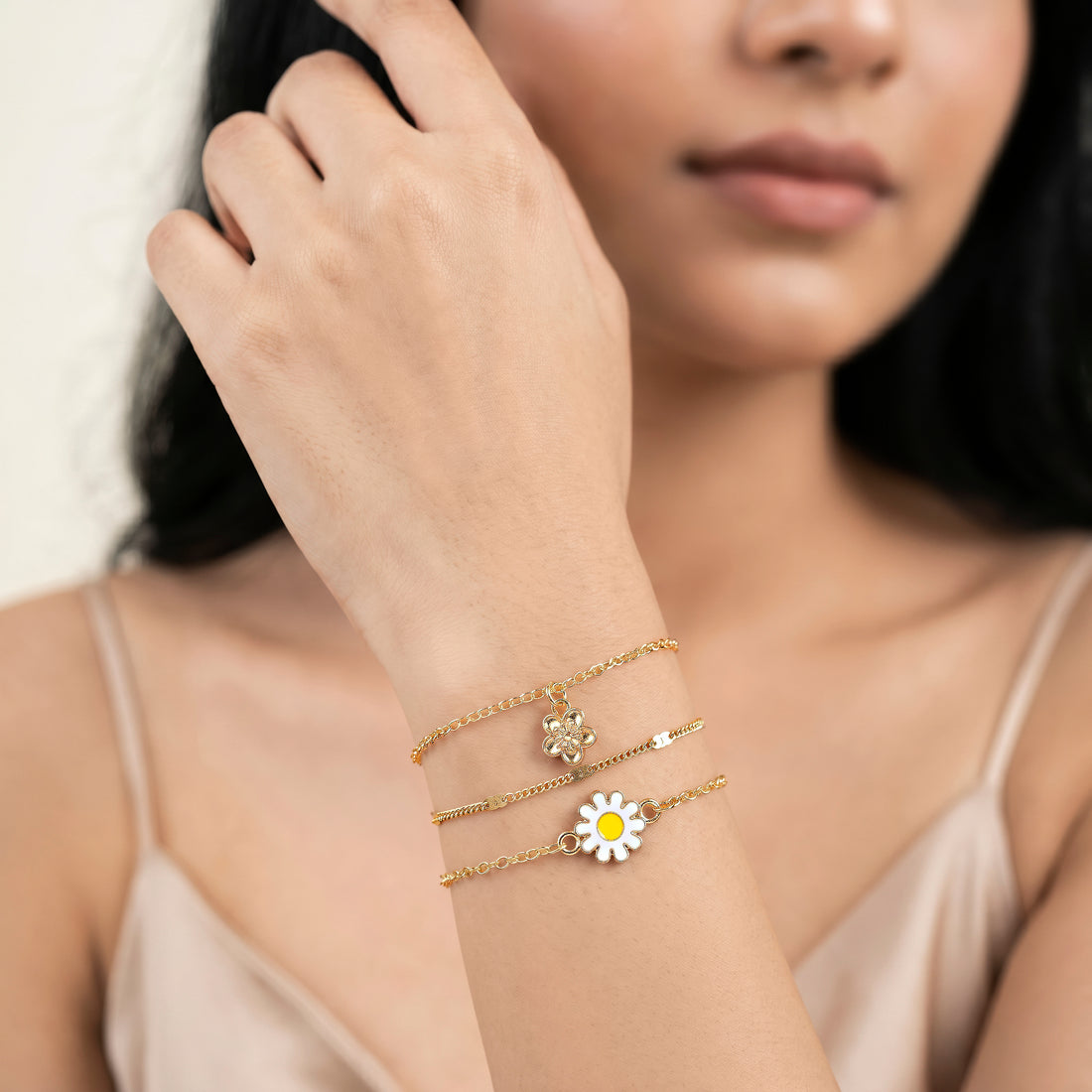 PRAO 3 Bracelet Anti-Tarnish Layered With Daisy And Floral Pendant (Adjustable Size)