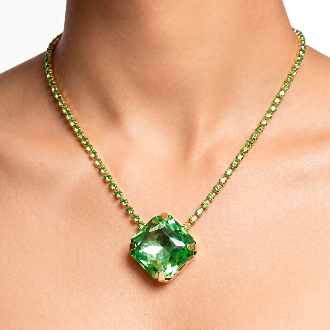 PRAO Necklace Anti-Tarnish Oversized Cushion Rhinestone Peridot Pendant