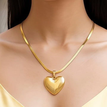 PRAO Necklace Anti-Tarnish Gold Plated Beautiful Heart Pendant