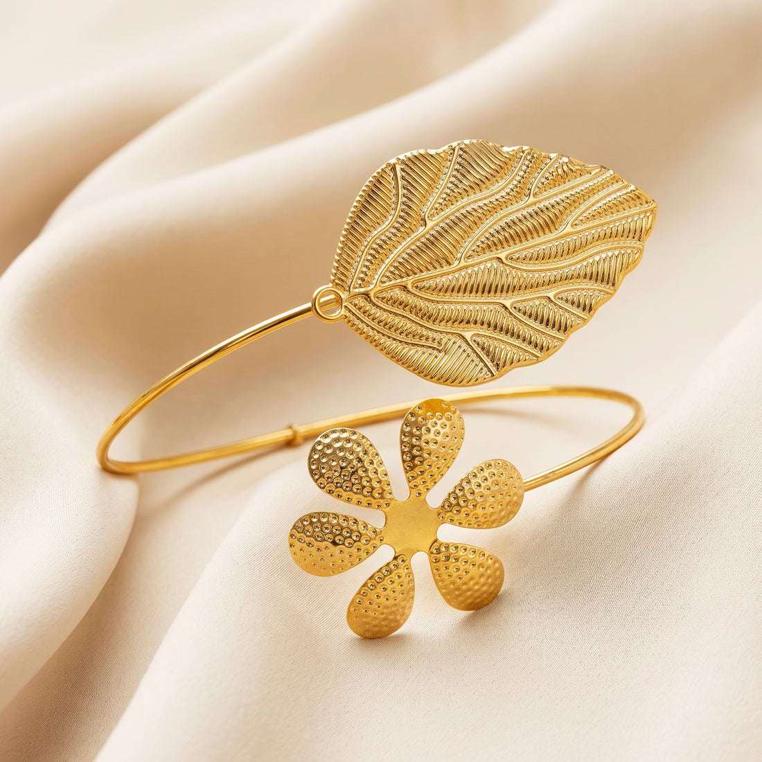 PRAO Arm Cuff Anti-Tarnish Flower & Filigree Leaf Bypass Cuff (Adjustable Size)