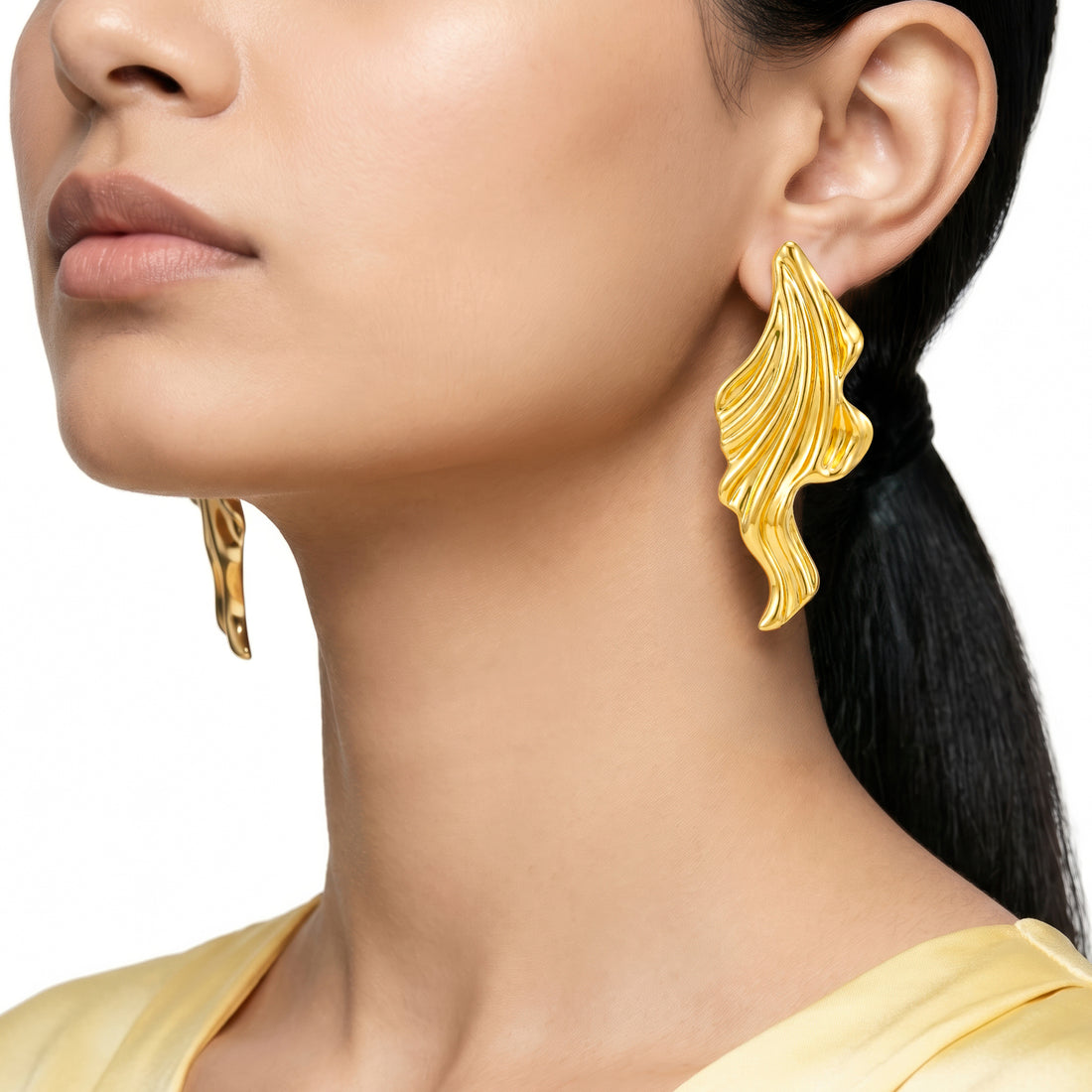PRAO Earrings Anti-Tarnish Textured Wing-Inspired