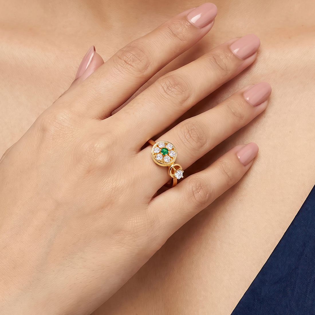PRAO Ring Anti-Tarnish Floral Crystal Green Stone (Adjustable Size)