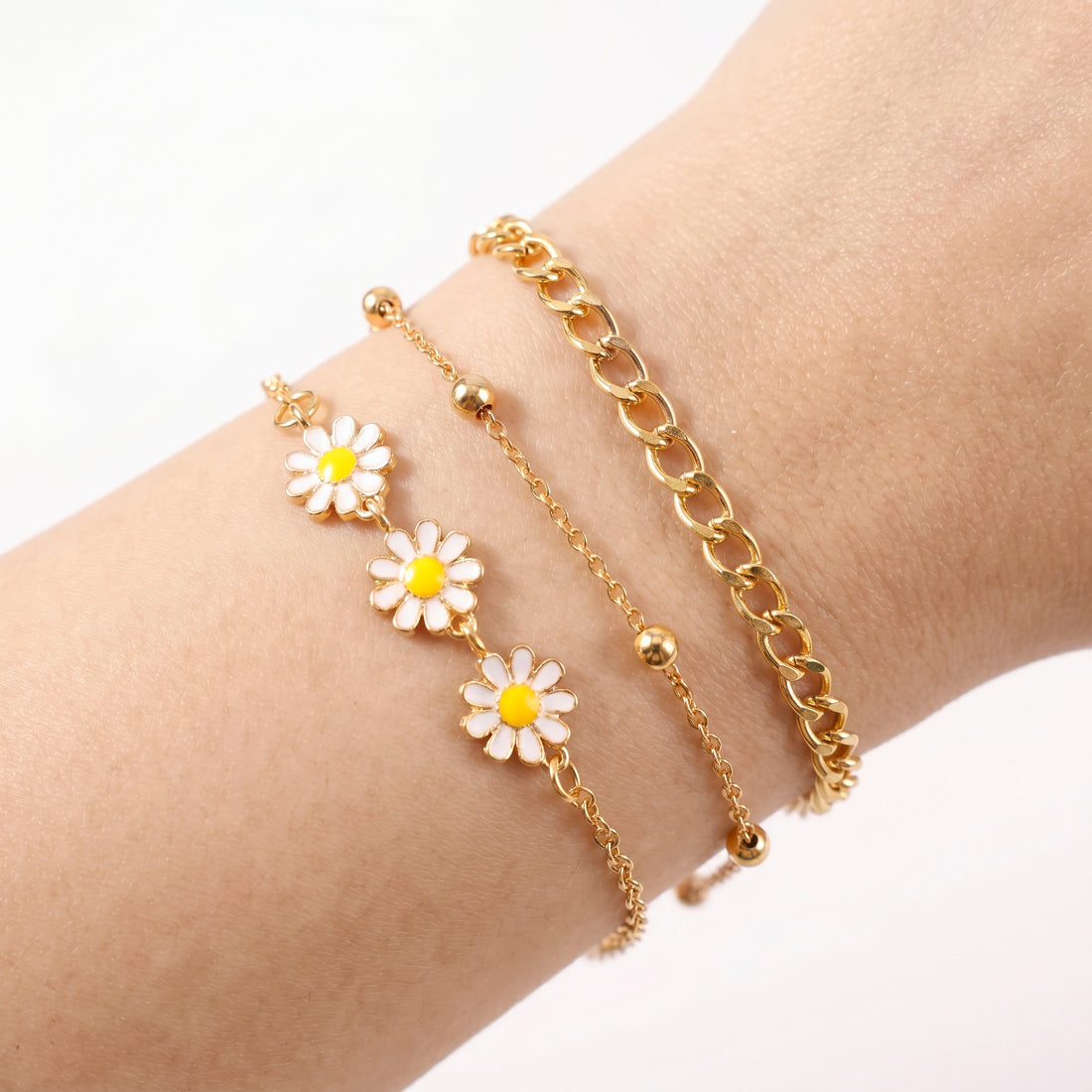 PRAO 3 Bracelet Anti-Tarnish Chain With Daisy Charm Design (Adjustable Size)