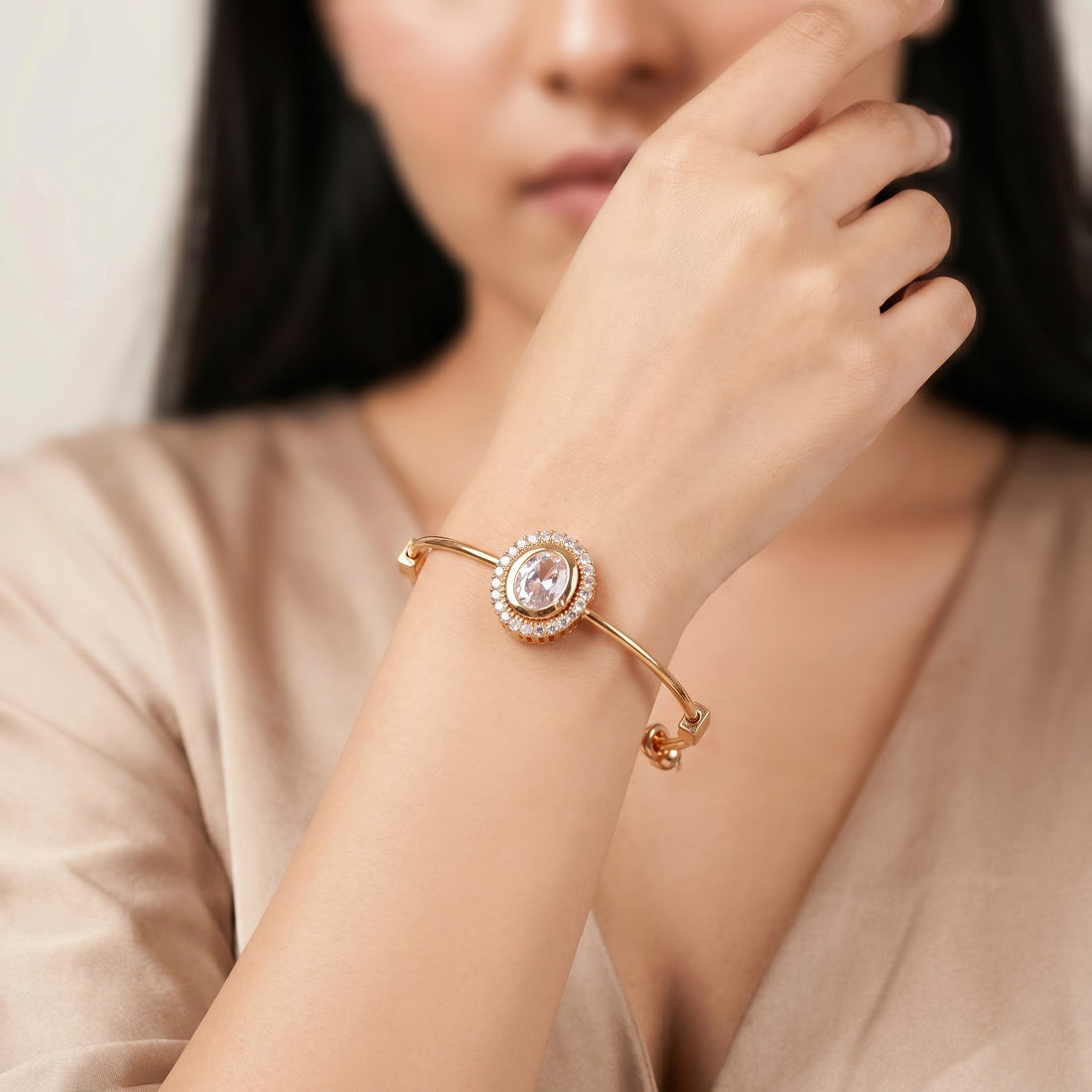 PRAO Bracelet Anti-Tarnish White Crystal Halo Bangle (Adjustable Size)