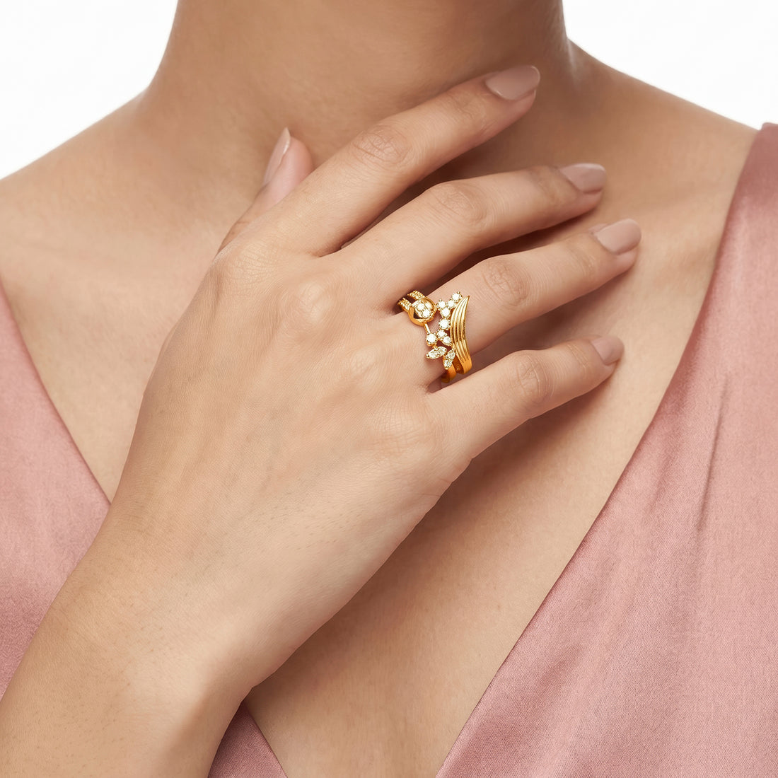 PRAO Ring Anti-Tarnish Wing Vine Crystal Statement (Adjustable Size)