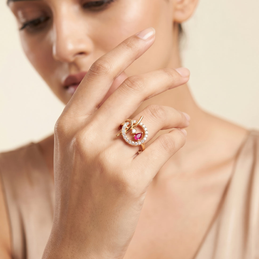 PRAO Ring Anti-Tarnish Crystal Pink Heart Statement (Adjustable Size)