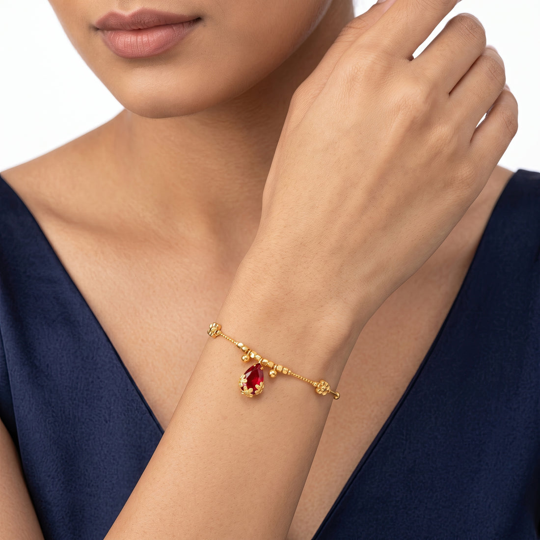 PRAO Bracelet Anti-Tarnish Ruby Flower Chain (Adjustable Size)