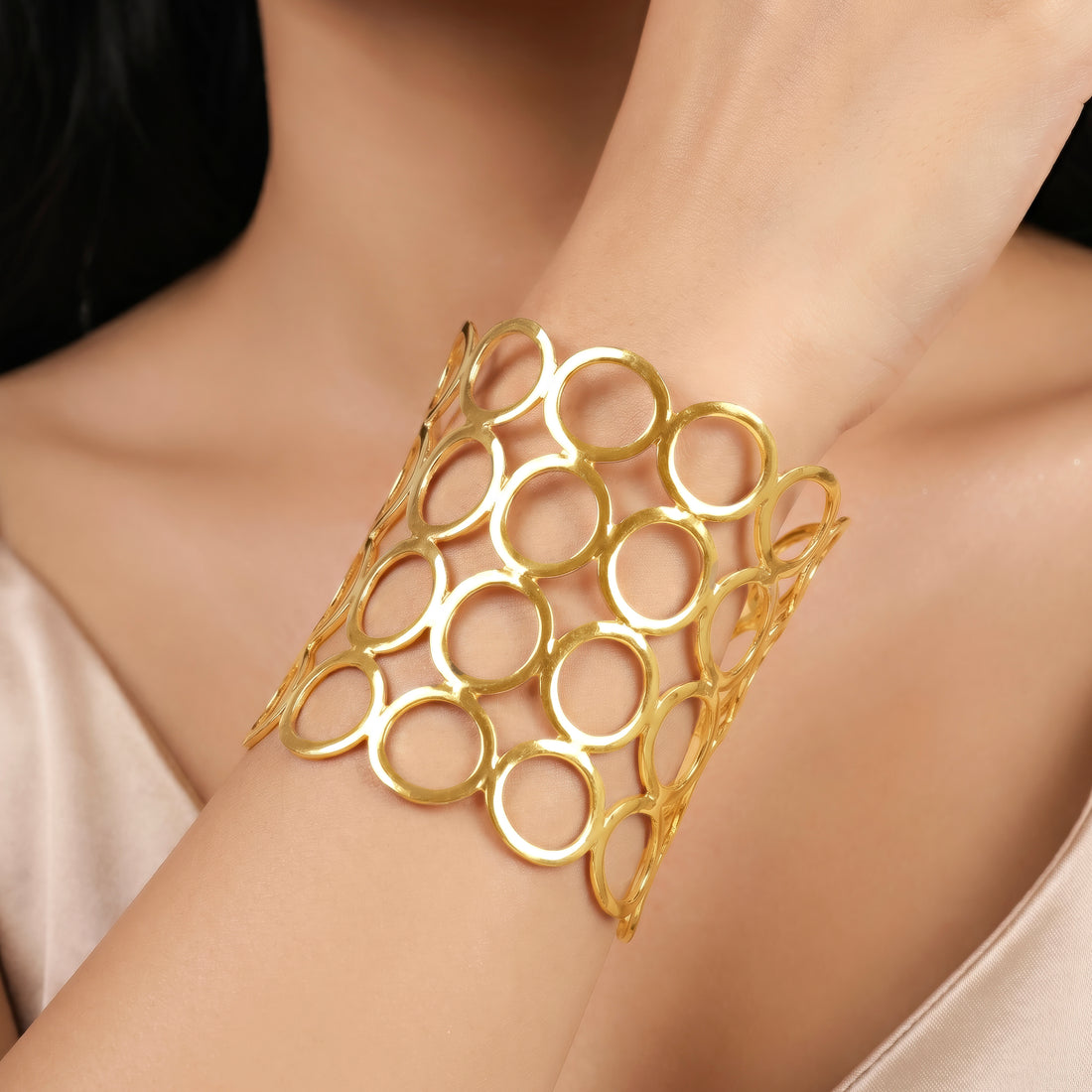 PRAO Bracelet Anti-Tarnish Open Circle Statement Cuff (Adjustable Size)