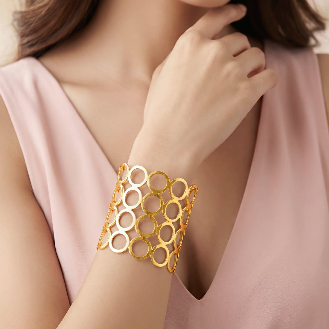 PRAO Bracelet Anti-Tarnish Open Circle Statement Cuff (Adjustable Size)