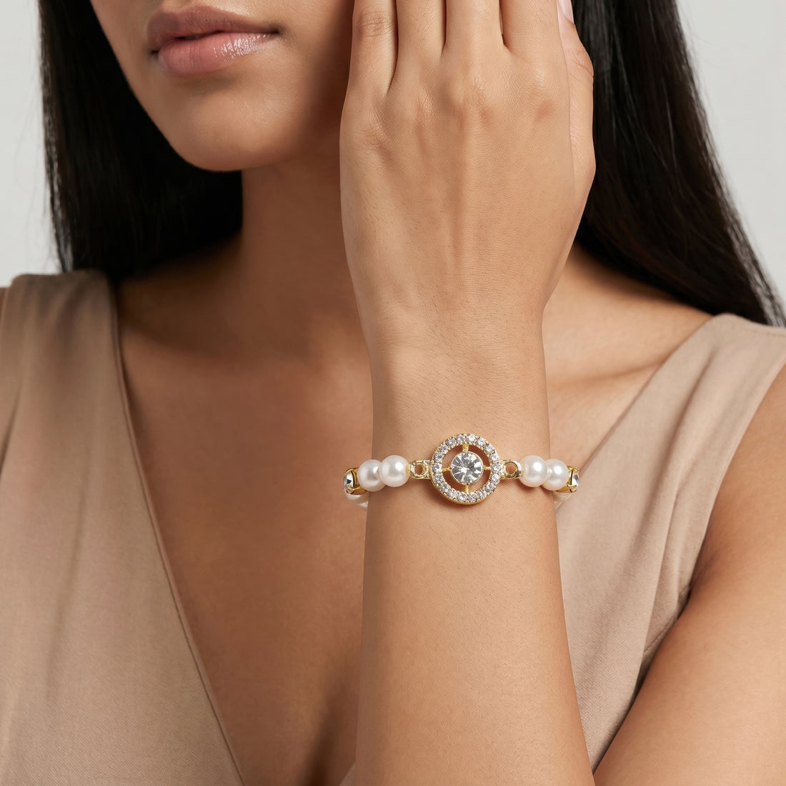 PRAO Bracelet Anti-Tarnish White Pearl Crystal Stretch (Adjustable Size)