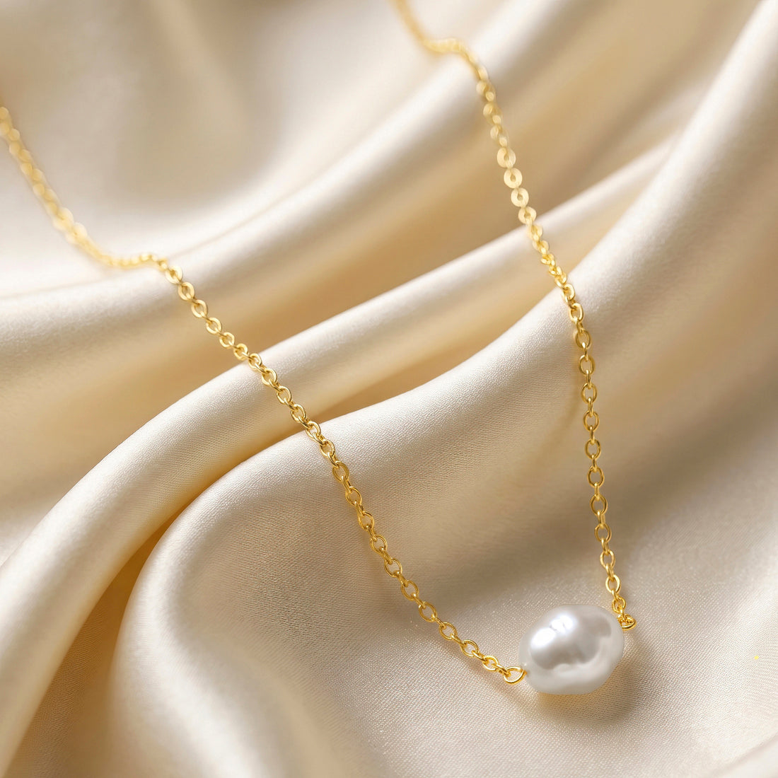 PRAO Necklace Anti-Tarnish Baroque Pearl