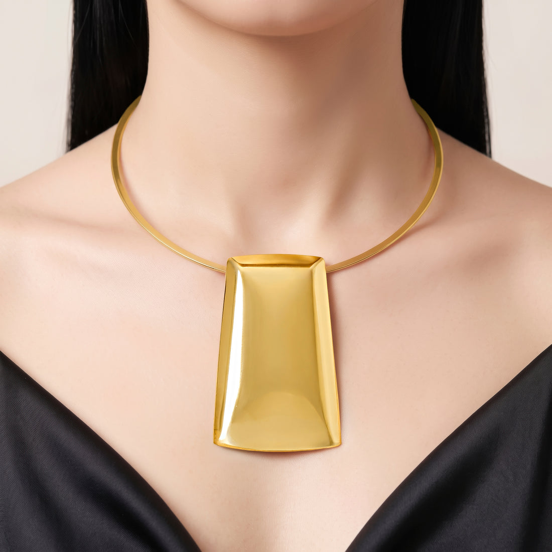 PRAO Necklace Anti-Tarnish Hasli Collar With Rectangular Pendant