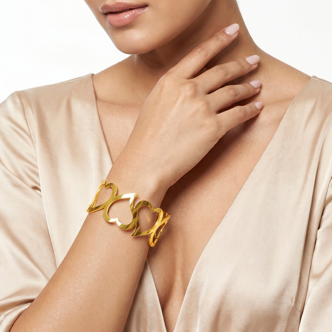 PRAO Bracelet Anti-Tarnish Open Heart Broad Bangle (Adjustable Size)