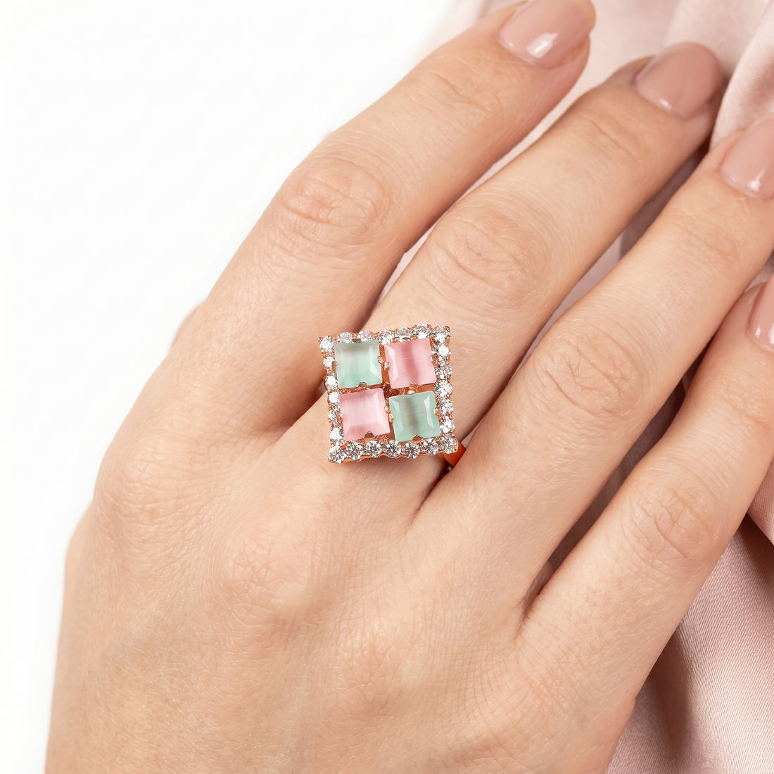PRAO Ring Anti-Tarnish Pastel Geometric Crystal (Adjustable Size)