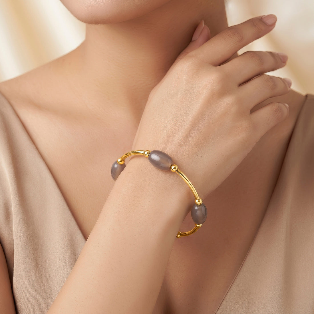 PRAO Bracelet Anti-Tarnish Grey Stone Stretchable Bangle (Adjustable Size)