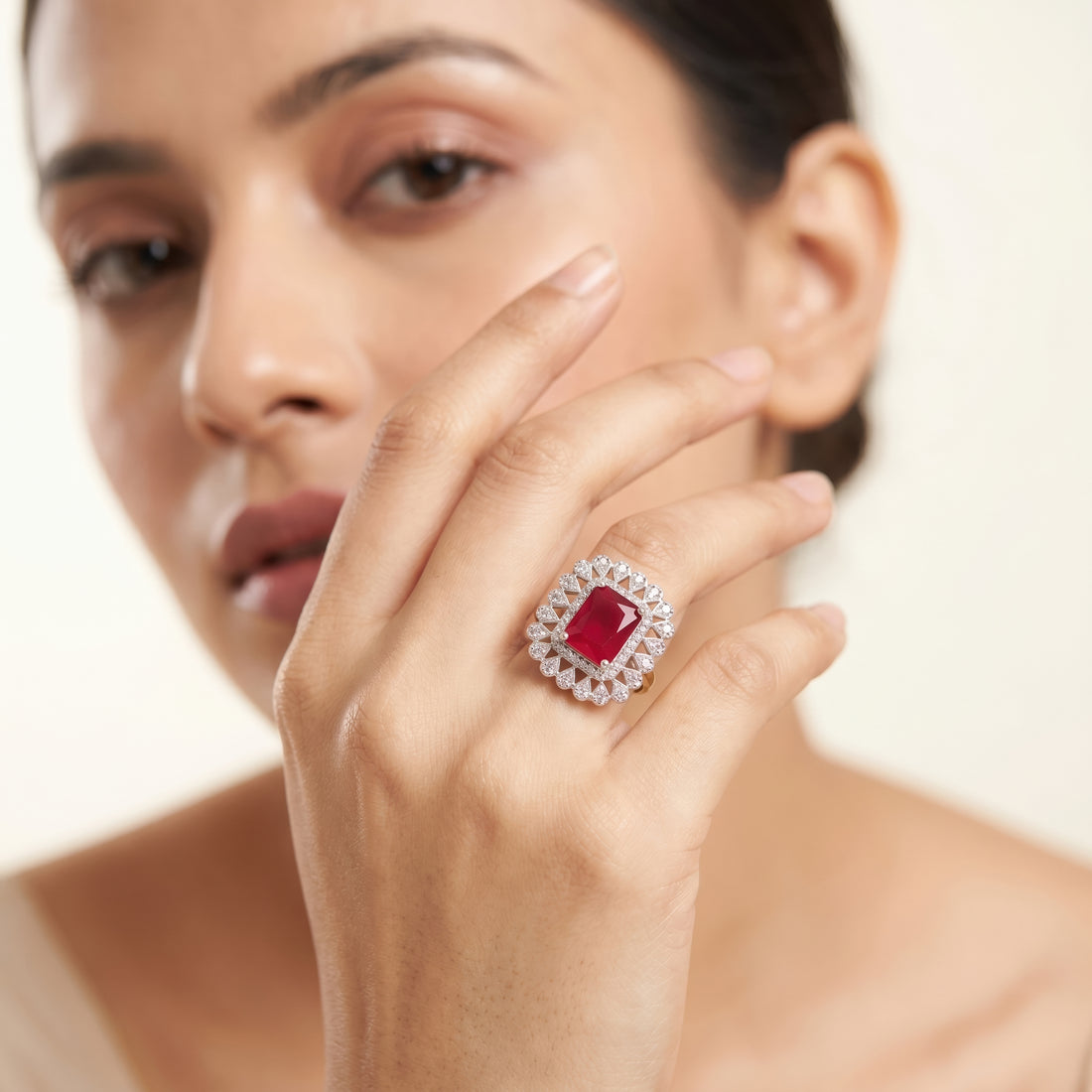 PRAO Ring Anti-Tarnish Ruby Red Halo