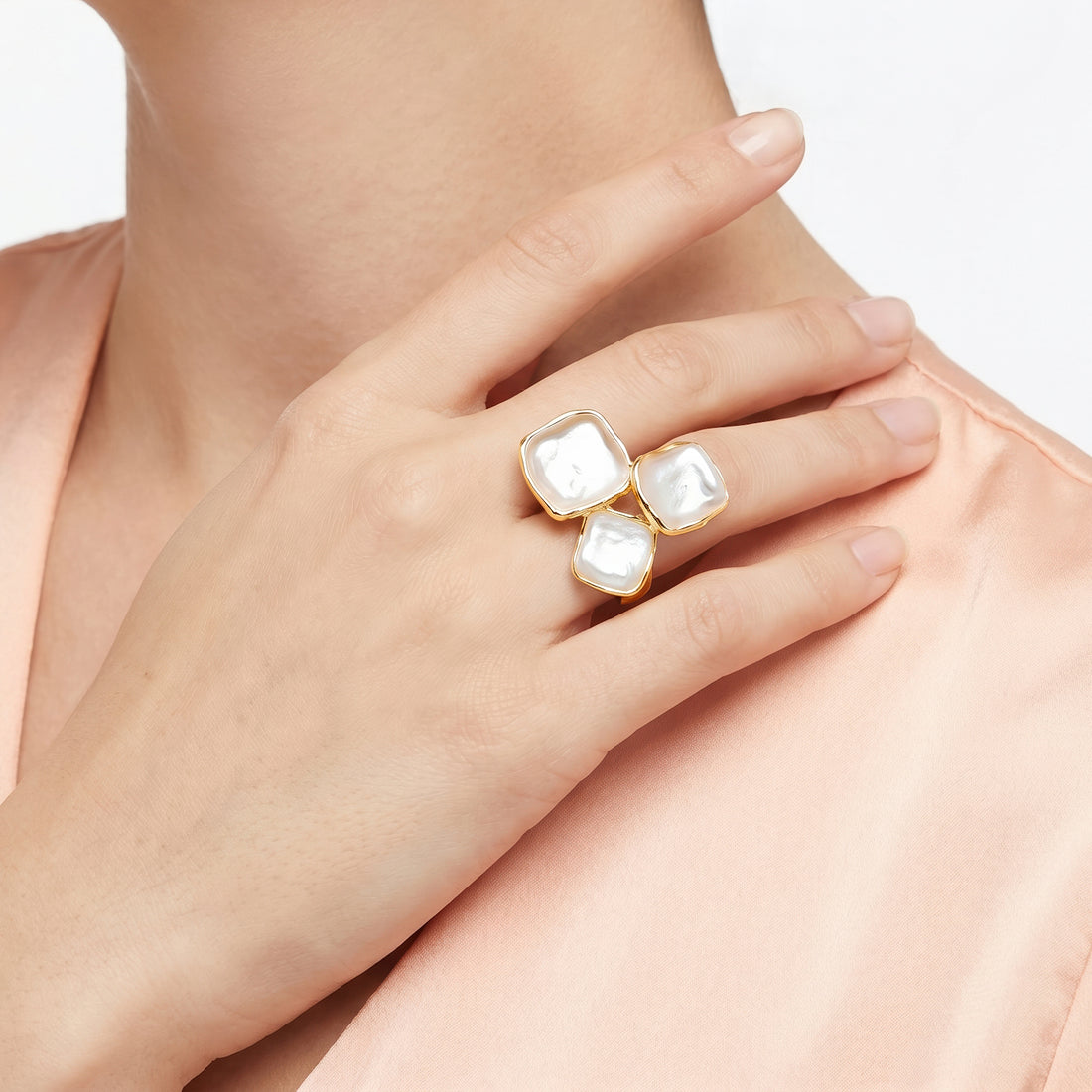 PRAO Ring Anti-Tarnish Interconnected White Square Inlay (Adjustable Size)