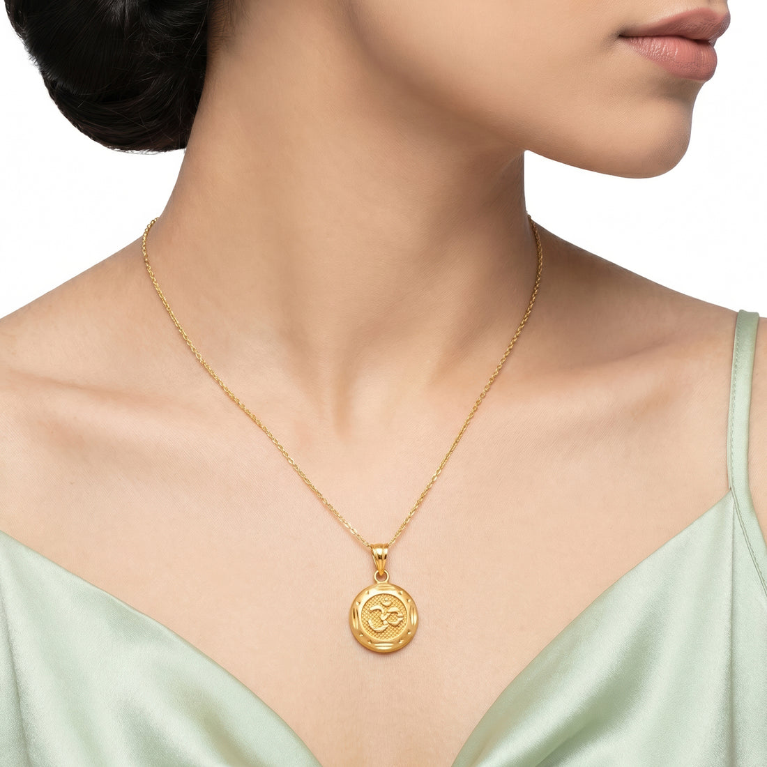 PRAO Necklace Anti-Tarnish Circular OM Signet