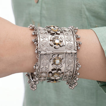 PRAO Bracelet Anti-Tarnish Floral Ghungroo Oxidized Cuff (Adjustable Size)