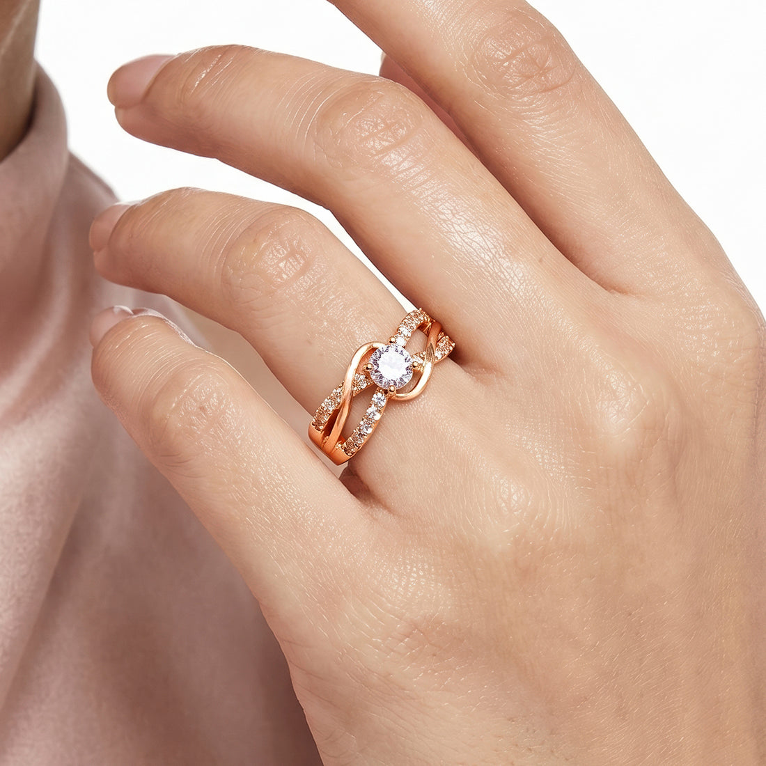 PRAO Ring Anti-Tarnish Infinity Solitaire Crystal (Adjustable Size)
