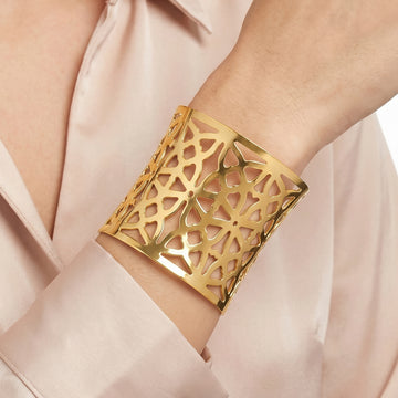 PRAO Bracelet Anti-Tarnish Heart Filigree Wide Cuff (Adjustable Size)